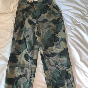 Hollister Army pants